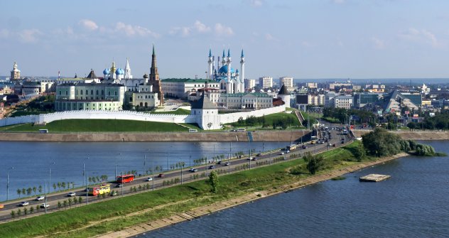 In Kazan, the capital of Tatarstan, the local Kremlin houses both a Russian Orthodox Church and a Mosque. Source: Lori / Legion media