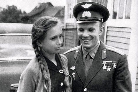 Tamara Filátova y Yuri Gagarin. Foto de archivos personales