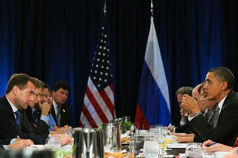 Dmitri Medwedew und Barak Obama bei den Verhandlungen in Honolulu. Foto: kremlin.ru