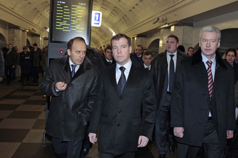 FSB chief Mr Bortnikov, Mr Medvedev and Mr Sobyanin inspect Metro security. Source: Reuters/Vostock Photo