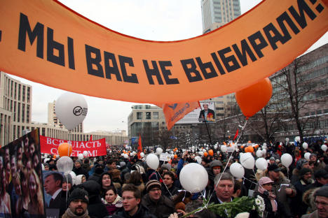 Protesters express their collective indignation against vote fraud during the 2011 parliamentary elections. Source: Russia beyond the Headlines / Tatyana Shramchenko  