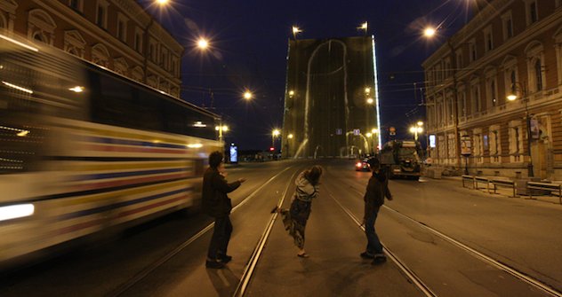 "Monumentale Erektion in Sankt Petersburg." Foto: plucer.livejournal.com