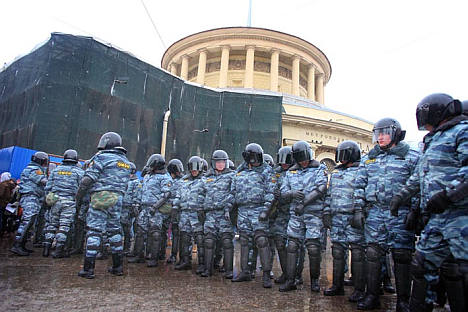 モスクワのデモは比較的平穏であったが、複数のメディア機関によると、サンクトペテルブルクの集会は地元の公安部隊に鎮圧されたという。写真提供：リカルド・マルクイナ・モンタニャーナ