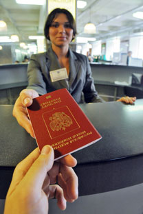 Espécie de “passaporte interno”, registro atrapalha a vida e a carreira de muitos russos/Foto: ITAR-TASS