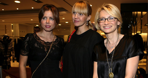 Polina Deripaska, Julia Bordovskih e Evelina Khromchenko (Foto: Ria Novosti)