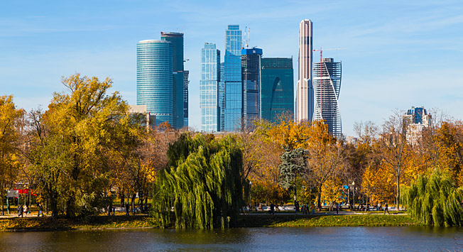 Guide to the most spectacular places in Moscow to enjoy autumn colors ...