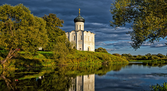 Cerkev priprošnje Device Marije na reki Nerl, Vladimirska pokrajina, Rusija. Vir: Lori/Legion-Media