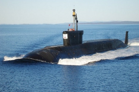 Submarino de destinação estratégica da classe Borei (projeto 955) “Iúri Dolgoruki”. De cada sete submarinos do mundo, um é russo. Foto: RIA Nóvosti