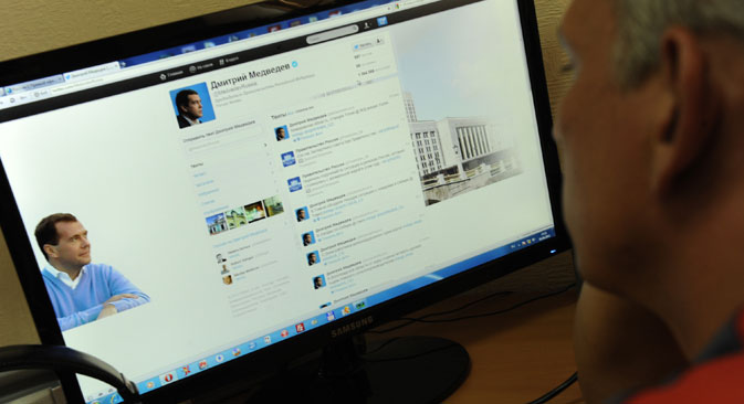 Políticos russos divulgarem suas atividades via internet, por meio da blogosfera Foto: Kommersant / Dmítri Azarov