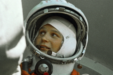 "No final de 1961, fui convidada a fazer provas para cosmonauta, paralelamente a muitos atletas de clubes de aviadores de Moscou", conta Tereshkova Foto: Grigóri Sissóiev/RIA Nóvosti