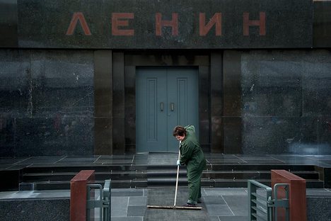 Manifestação ocorreu dois dias antes do aniversário de morte do líder soviético Foto: AFP/East News