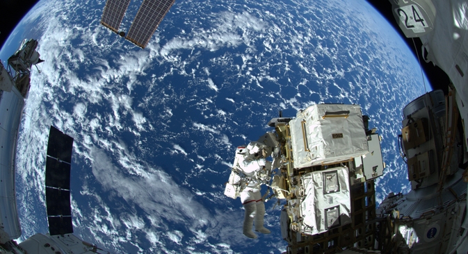A Rússia havia manifestado anteriormente a intenção de abandonar o programa da ISS em 2020 para redirecionar recursos a outros projetos Foto: NASA