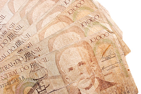 Atendente de loja confundiu dinheiro brasileiro com euros ao efetuar a venda Foto: Shutterstock