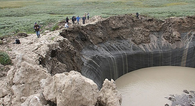 No ano passado, três expedições foram enviadas à cratera Foto: Departamento de Assuntos Internos do distrito autônomo Iamalo-Nenetski