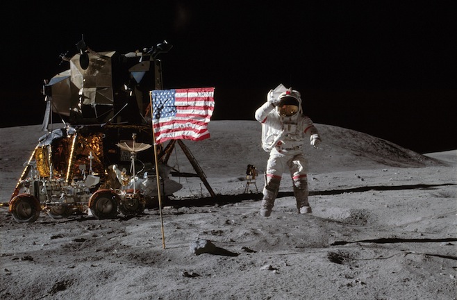 Teoria conspiratória sugere que viagem do homem à Lua em 1969 foi uma farsa