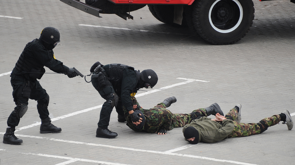 Pada 25 Mei, FSB di Moskow menangkap empat anggota kelompok teroris yang terdiri dari warga Rusia dan negara Asia Tengah.