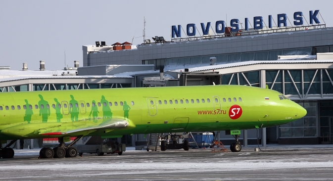 Die Teilprivatisierung der russischen Regionalflughäfen zieht ausländische Investoren an. Auf dem Bild: Flughaven Tolmatschowo in Nowosibirsk. Foto: RIA Novosti.