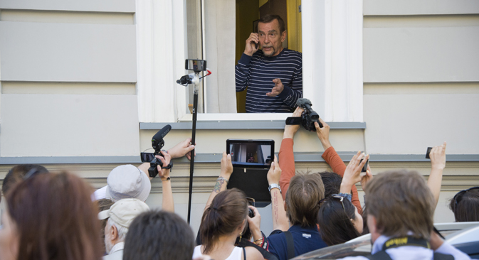  Leiter der NGO „Für Rechte des Menschen“ Lew Ponomarew. Ende Juni wurde das Moskauer Büro der NGO von Sondereinheiten geräumt. Foto: AFP/East News