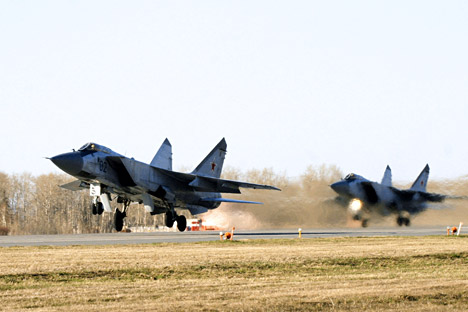 Die MiG-31 kann jegliches Ziel abfangen und zerstören, egal ob tieffliegende Satelliten oder Marschflugkörper. Foto: ITAR-TASS