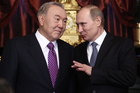 Der russische Präsident Wladimir Putin und sein Amtskollege aus Kasachstan Nursultan Nasarbajew. Foto: ITAR-TASS