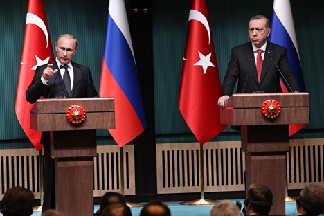 Russland und die Türkei seien außenpolitisch isoliert und hätten sich daher einander angenähert, schreibt die Zeitung „Nesawisimaja gaseta“. Foto: Konstantin Zawrazhin / Rossijskaja Gazeta