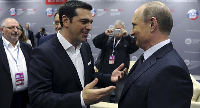 Russland kann Griechen bis 1,5 Mrd. Euro spenden. Diese Gelder müssen jedoch zur Finanzierung konkreter Projekte eingesetzt werden, was den Griechen nicht gefallen wird. Foto: Reuters