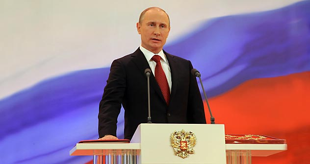 Laut Experten steht Präsident Wladimir Putin an der Spitze des "Politbüros 2.0" und tritt als oberster Schiedsrichter auf. Foto: AP