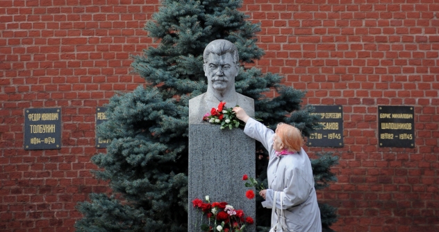 На голове ушанка на ногах кирзачи what you say about stalin. Смотреть фото На голове ушанка на ногах кирзачи what you say about stalin. Смотреть картинку На голове ушанка на ногах кирзачи what you say about stalin. Картинка про На голове ушанка на ногах кирзачи what you say about stalin. Фото На голове ушанка на ногах кирзачи what you say about stalin
