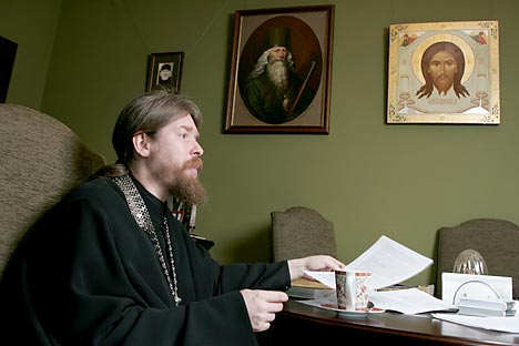 Archimandrite Tikhon Shevkunov, abbot of the small, yet very active Sretensky Monastery. Source: ITAR-TASS 