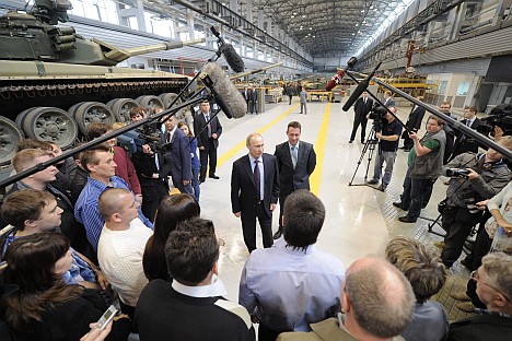 Russia's President Vladimir Putin paying a visit to the Uralvagonzavod factory during his trip to the Sverdlovsk Region. Source: ITAR-TASS 