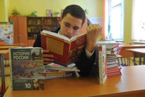 The new Russian history textbooks are expected to reflect the emerging trend toward promoting conservative values, which has been taking hold since the beginning of Vladimir Putin's third term in power. Source: PhotoXPress 