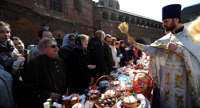 Easter is one of the most important religious holidays celebrated by Orthodox Russians. Source: AFP / East news