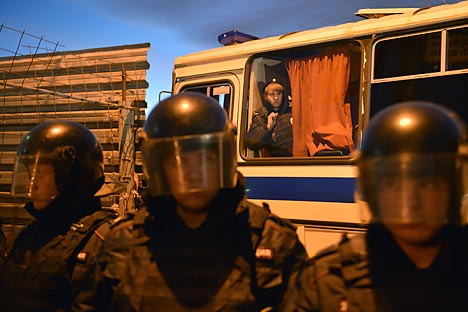 Batidas policiais são frequentes em regiões onde há concentração de imigrantes Foto: RIA Nóvosti