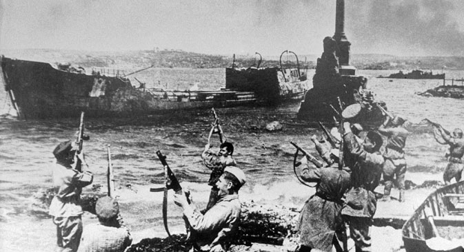 From October 1941 to July 1942, 156,000 Red Army soldiers were killed defending Sevastopol. Source: RIA Novosti