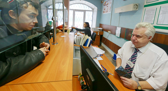 The Ministry of Economy predicts a rise in unemployment in Russia to 6 percent by the end of 2015. Source: Vladimir Smirnov / TASS