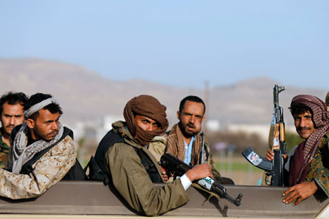 Huthi-Rebellen neben in der Jemen-Hauptstadt Sanaa. Foto: Reuters