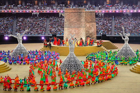  Dancers perform during the closing ceremony of the Baku 2015 European Games at the Baku Olympic Stadium in Baku, Azerbaijan, 28 June. Source: EPA