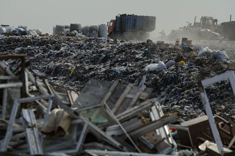 Smetišče občinskega podjetja v Jekaterinburgu. Vir: Donat Sorokin / TASS