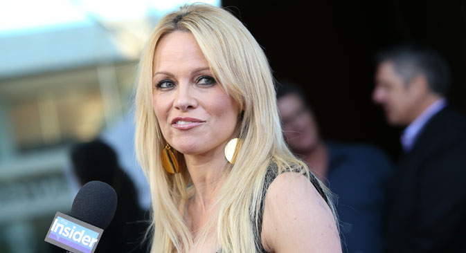 Pamela Anderson wrote an open letter to Russian President Vladimir Putin asking Russia to block the North Sea route of the ship Winter Bay, which is carrying 1.7 tons of fin whale meat from Iceland to Japan. Source: AP