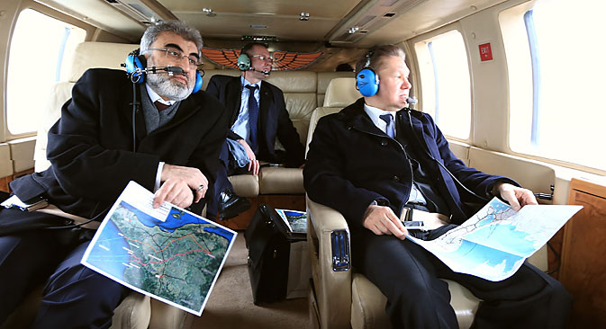 Chairman of the Board of Gazprom Alexey Miller (R) is seen during examination with 4-hour helicopter tour with Turkey's Energy Minister Taner Yildiz (L) on possible course of Turkish Stream pipeline in Istanbul on Feb. 08, 2015. Source: Getty Images