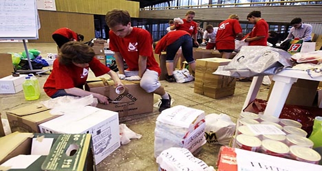 Voluntarios preparan ayuda para la emergencia en Krasnodar. Fuente: Valeri Mélnikov/RIA Novosti