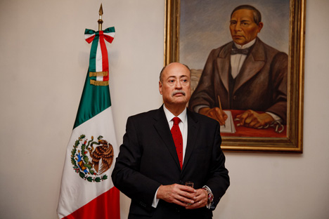  El Embajador Extraordinario y Plenipotenciario Rubén Beltrán.  Fuente : Ruslán Sujushin. 