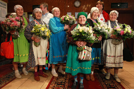 Buránovskiye Bábushki son un grupo coral ruso de pop folclórico que quedaron en el segundo puesto del festival musical Eurovisión 2012. Fuente: RIA Nóvosti