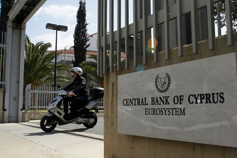Chipre está planejando compensar os prejuízos dos investidores russos atingidos pela crise financeira Foto: AP