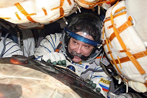Entrevista a Mijaíl Tiruin, el cosmonauta ruso que junto con dos compañeros llevó la antorcha olímpica al espacio. Fuente: AP