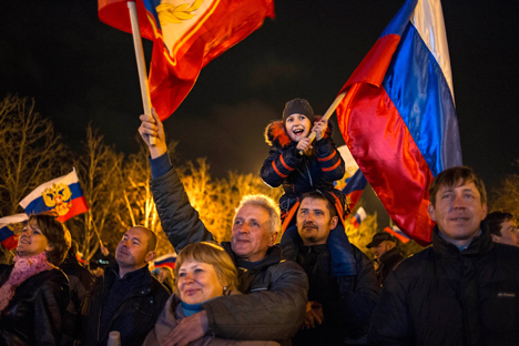 Festividades começaram na cidade de Armiansk, onde a operação teve início Foto: AP