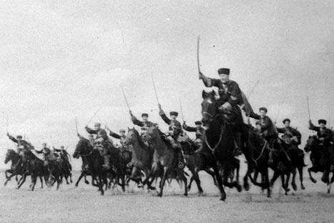 Antes da Segunda Guerra Mundial, algumas divisões da cavalaria receberam o status de “dos cossacos” Foto: Getty Images/Fotobank