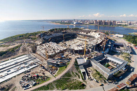 Se os estádios de Kazan e Sôtchi já estão prontos para receber jogos, em outras cidades russas as coisas estão mais lentas Foto: PhotoXPress