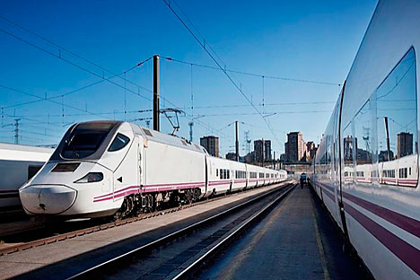 El tren español unirá Moscú con Berlín a través de Minsk. El agravamiento de la situación ha provocado el cambio de la ruta original, a través de Kiev. Fuente: servicio de prensa