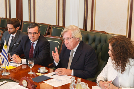 Se refuerzan las relaciones entre los parlamentarios de Rusia y Uruguay. Fuente: servicio de prensa
